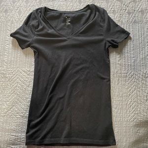 🐊Stretchy Long Black Tee